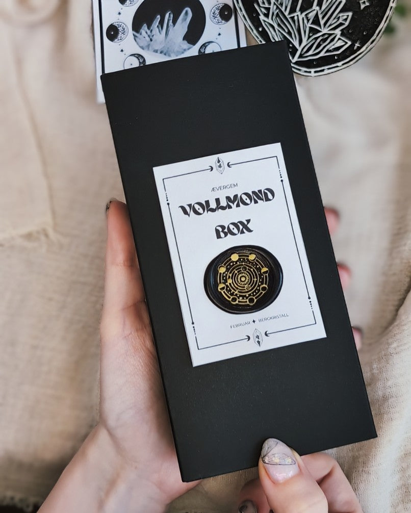 VOLLMONDBOX • BERGKRISTALL