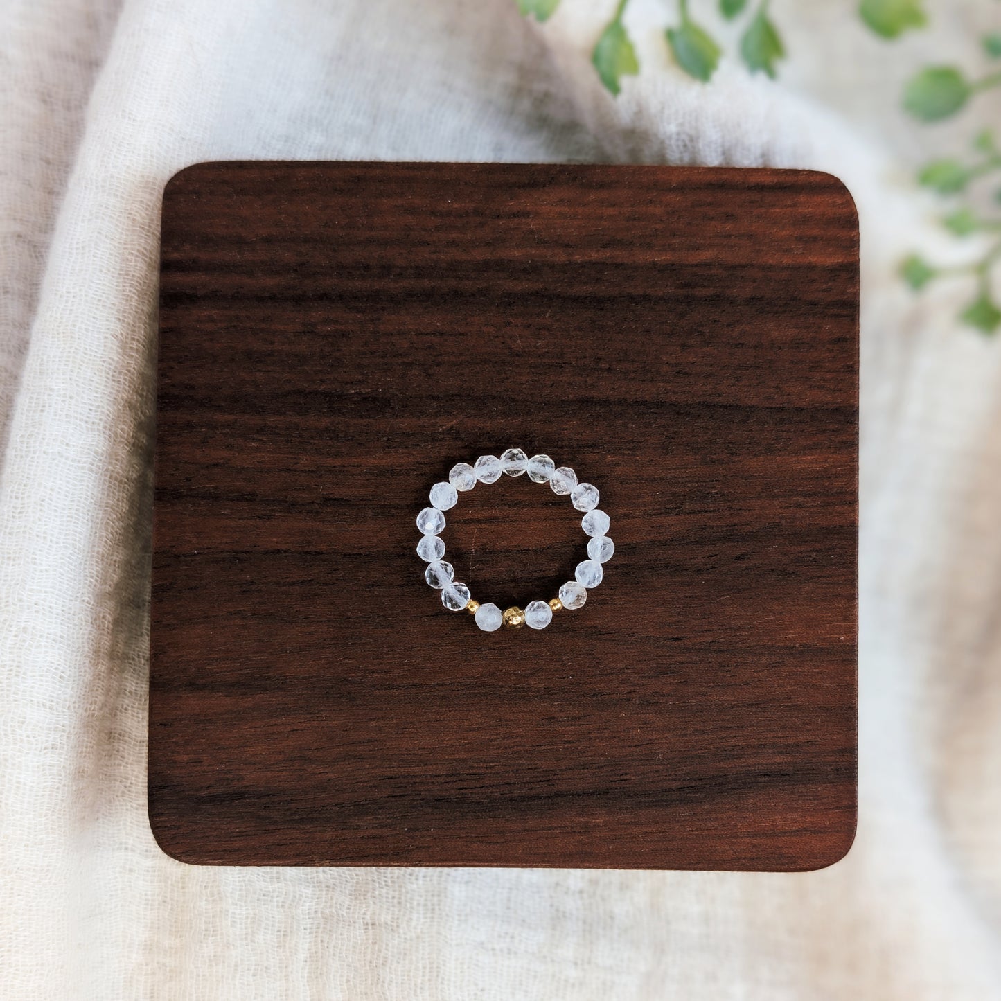 VOLLMONDBOX • BERGKRISTALL