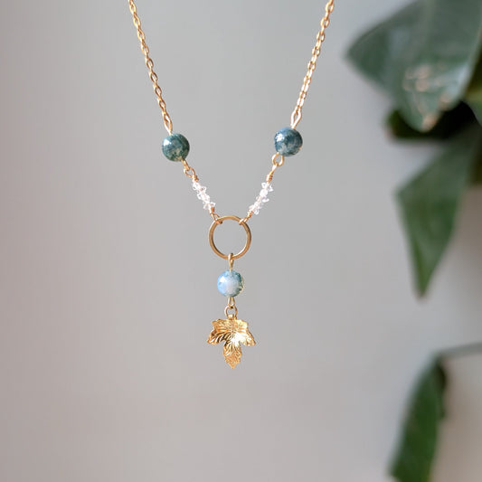 ELOWEN - Kette mit Efeublatt, Moosachat & Herkimer Diamant